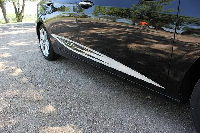 2016-2019 Chevy Cruze Impel Rocker Graphic Kit - Image 2
