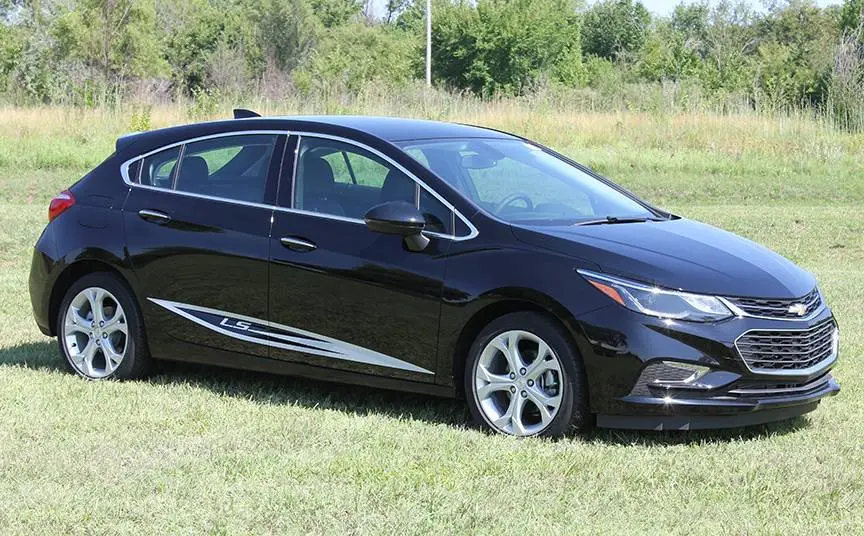 2016-2019 Chevy Cruze Impel Rocker Graphic Kit